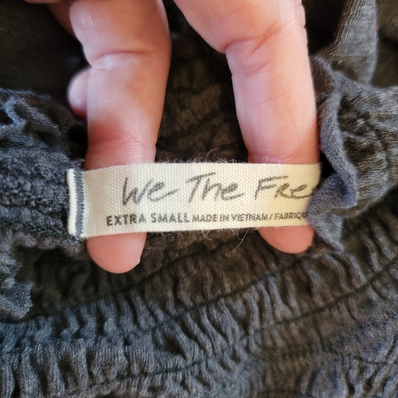 We The Free Free People Gray Long Sleeve Lightweight Ruched Ruffled Neck Top XS - Picture 5 of 8